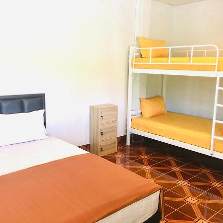 Saeng Tai Amphawa Apartman Szamutszongkhram Kültér fotó