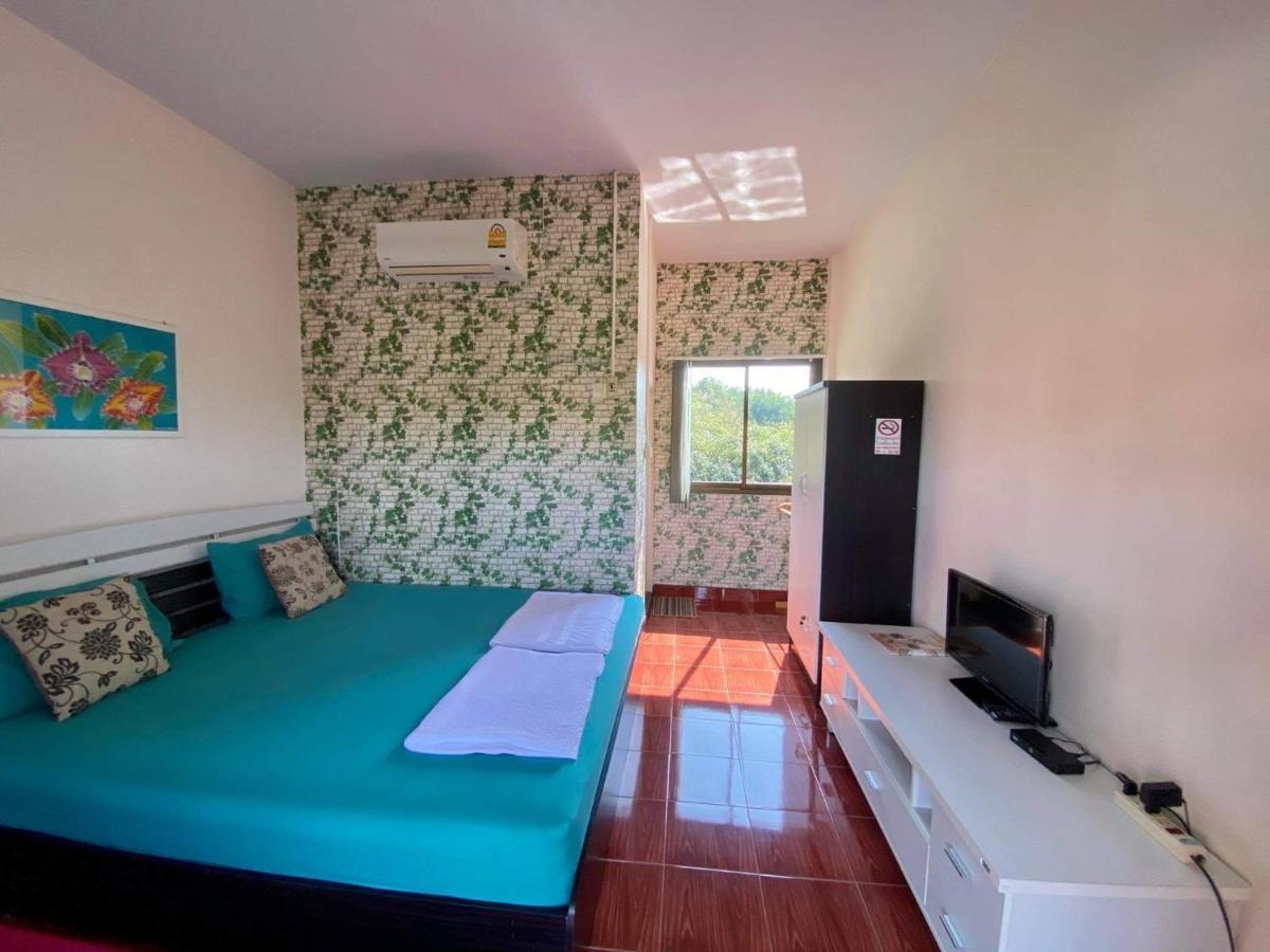 Saeng Tai Amphawa Apartman Szamutszongkhram Kültér fotó