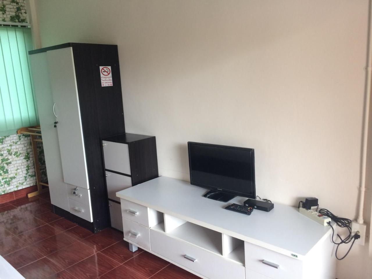 Saeng Tai Amphawa Apartman Szamutszongkhram Kültér fotó